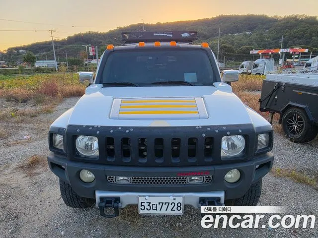 Hummer H3 2009 — photo 1