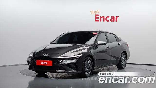 Hyundai AVANTE 2024 — photo 1