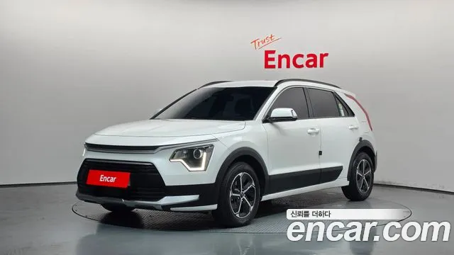 Kia Niro 2022 — photo 1