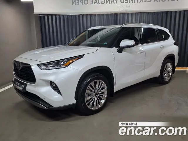 Toyota Highlander 2025 — photo 1