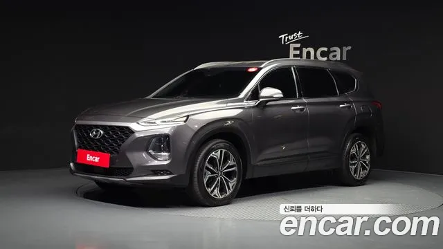 Hyundai Santafe 2019 — photo 1