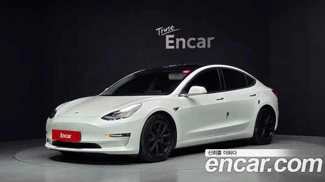Tesla Model 3 2020 — photo 1