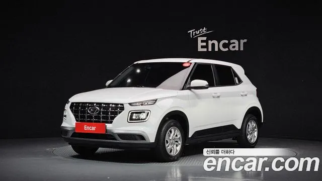 Hyundai Venue 2022 — photo 1