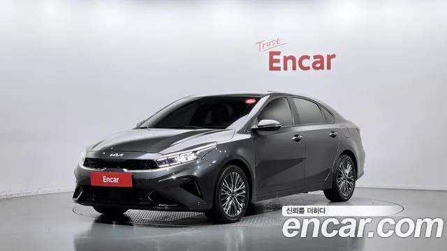 Kia K3 2022 — photo 1
