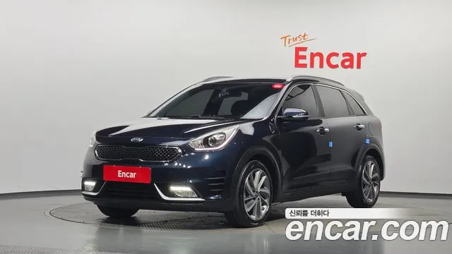 Kia Niro 2017 — photo 1