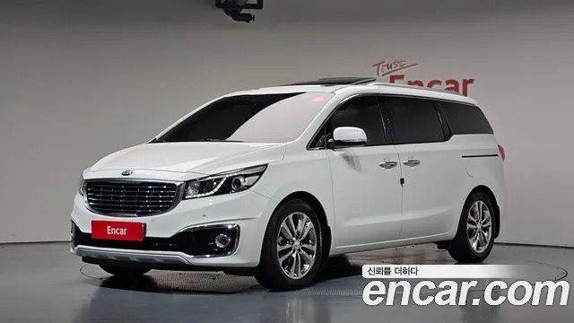 Kia Canival 2016 — photo 1