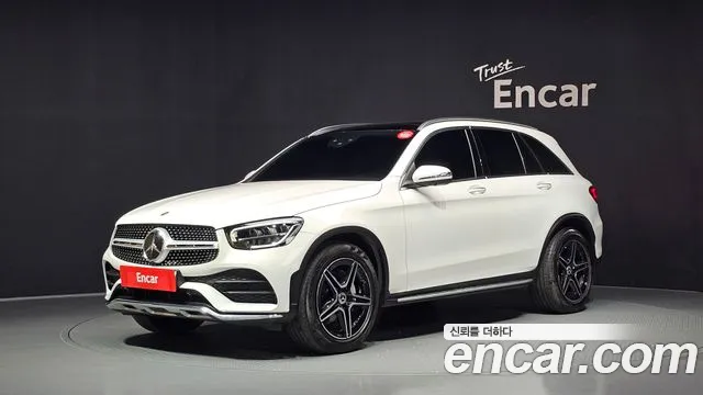 Mercedes-Benz GLC-Class 2022 — photo 1