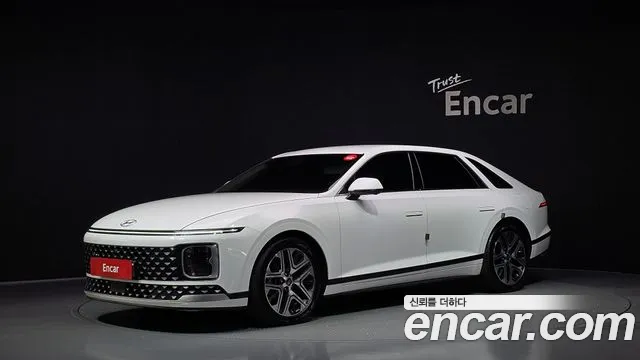 Hyundai Grandeur 2023 — photo 1
