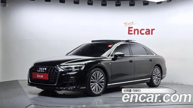 Audi A8 2022 — photo 1