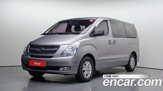 Hyundai Starex 2015 — photo 1