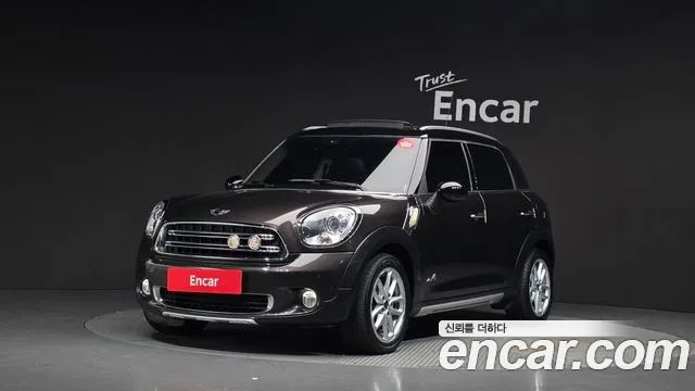 Mini Countryman 2016 — photo 1