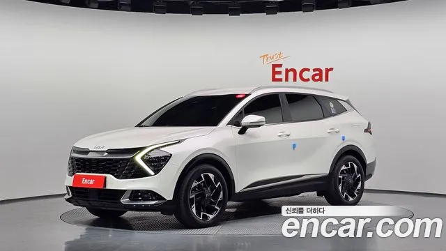 Kia Sportage 2023 — photo 1