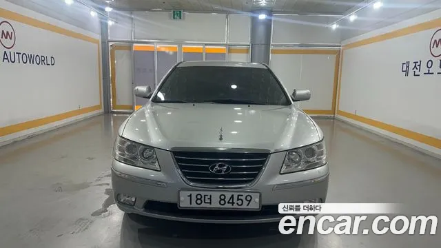 Hyundai Sonata 2009 — photo 1