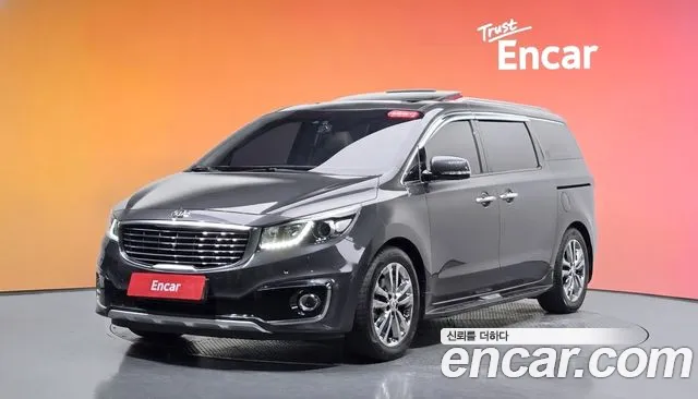 Kia Canival 2018 — photo 1