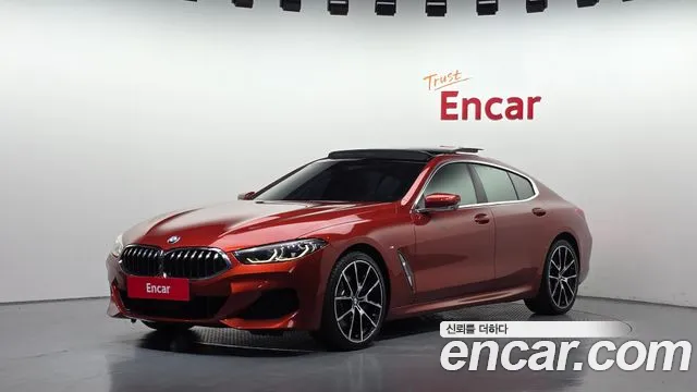 BMW 8-Series 2020 — photo 1