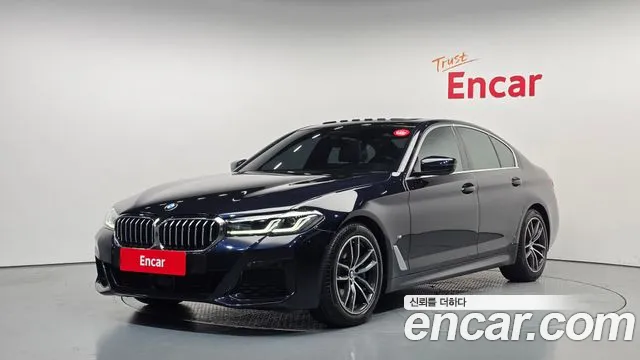 BMW 5-Series 2022 — photo 1