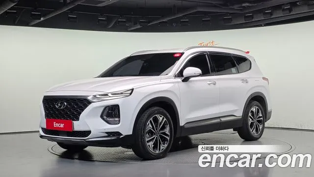 Hyundai Santafe 2019 — photo 1