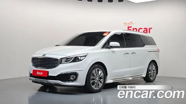 Kia Canival 2017 — photo 1