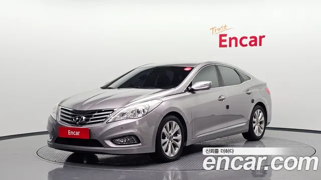 Hyundai Grandeur 2011 — photo 1
