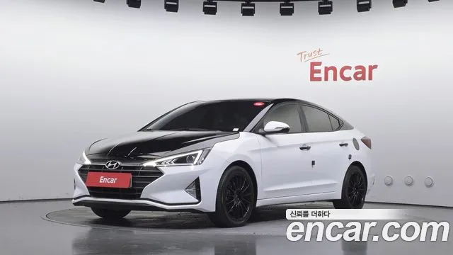 Hyundai AVANTE 2019 — photo 1