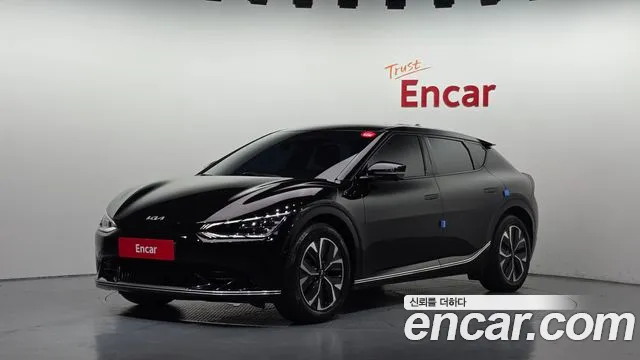 Kia EV6 2023 — photo 1