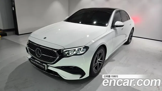 Mercedes-Benz E-Class 2026 — photo 1