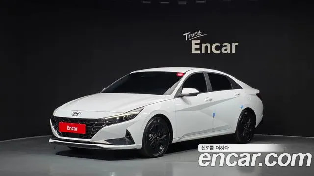 Hyundai AVANTE 2023 — photo 1