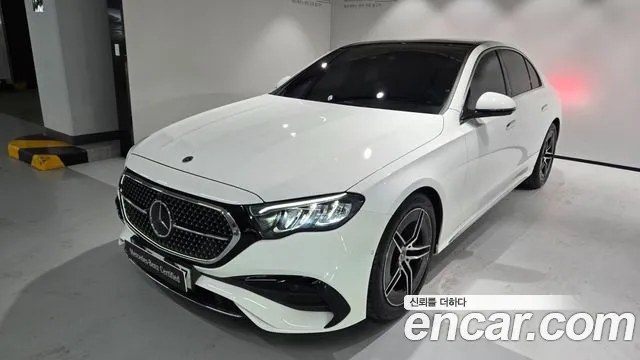 Mercedes-Benz E-Class 2026 — photo 1