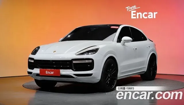 Porsche Cayenne 2021 — photo 1