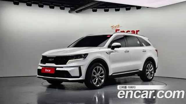 Kia Sorento 2023 — photo 1