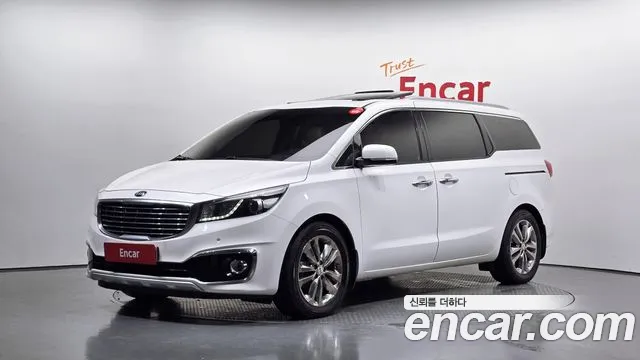 Kia Canival 2018 — photo 1