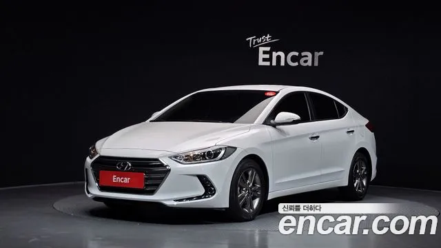Hyundai AVANTE 2016 — photo 1