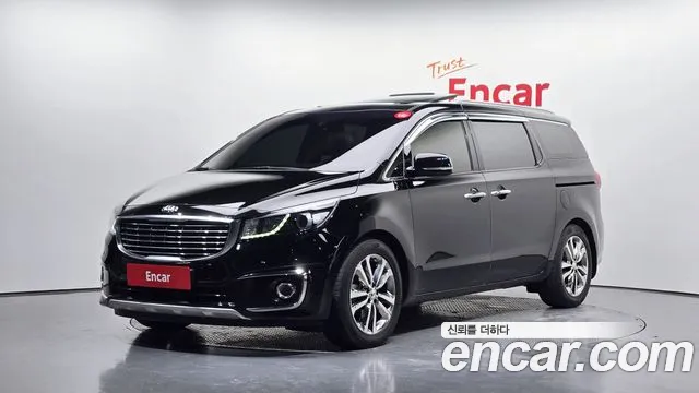 Kia Canival 2018 — photo 1