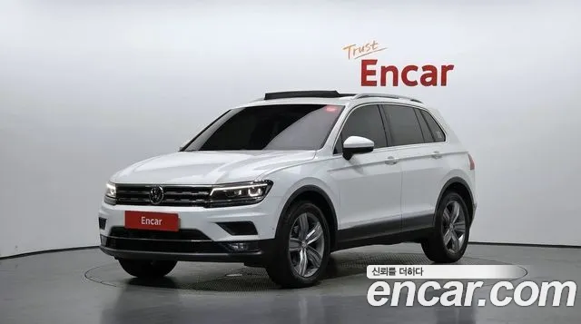 Volkswagen Tiguan 2018 — photo 1