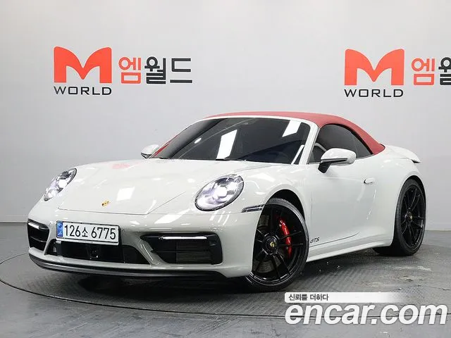Porsche 911 2023 — photo 1