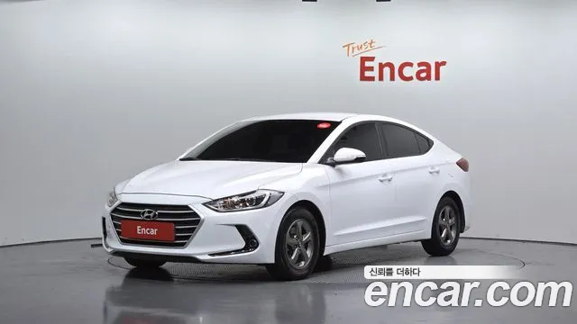 Hyundai AVANTE 2017 — photo 1