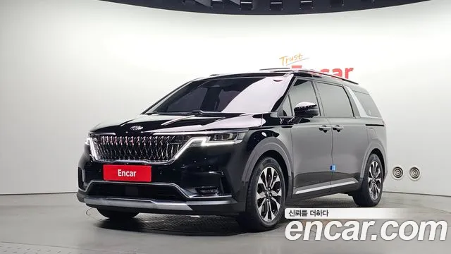 Kia Canival 2021 — photo 1