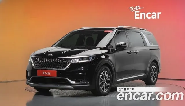 Kia Canival 2021 — photo 1