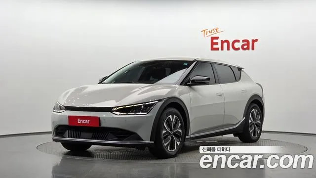 Kia EV6 2023 — photo 1