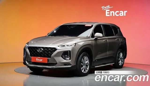 Hyundai Santafe 2019 — photo 1