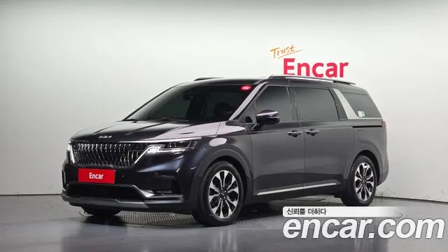 Kia Canival 2022 — photo 1