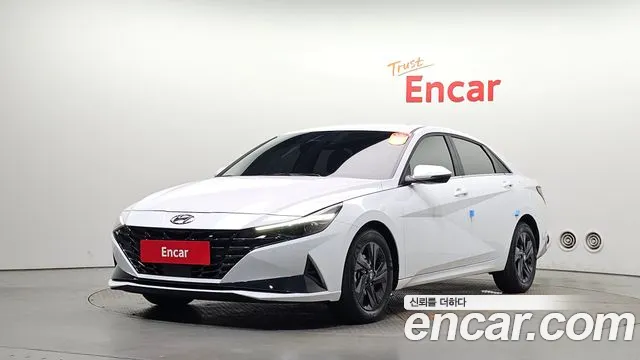 Hyundai AVANTE 2022 — photo 1