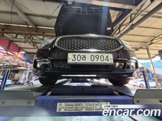 Kia K9 2015 — photo 1