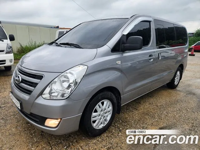 Hyundai Starex 2018 — photo 1