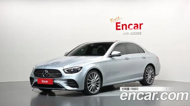 Mercedes-Benz E-Class 2022 — photo 1