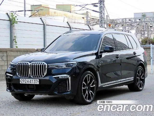BMW X7 2021 — photo 1