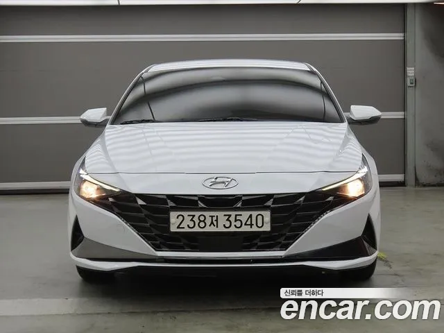 Hyundai AVANTE 2022 — photo 1