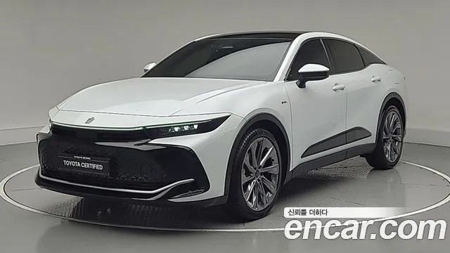 Toyota Crown 2025 — photo 1