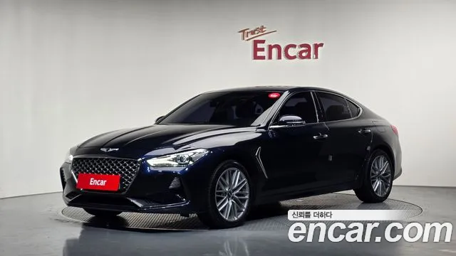 Genesis G70 2019 — photo 1
