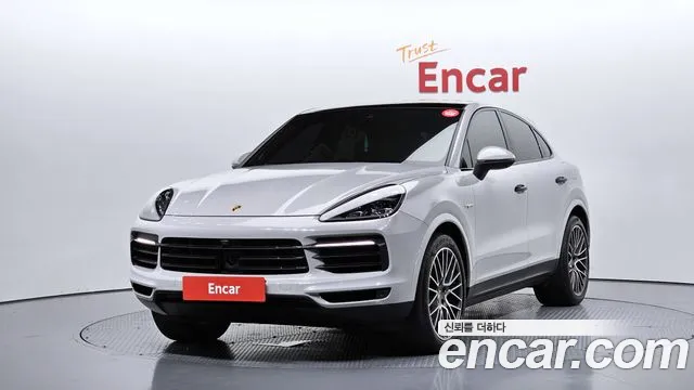 Porsche Cayenne 2020 — photo 1